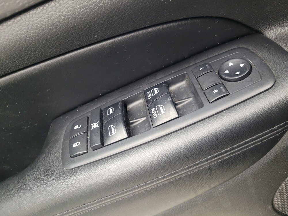 2017 Jeep Grand Cherokee in Memphis, TN 38115 - 18107519 27