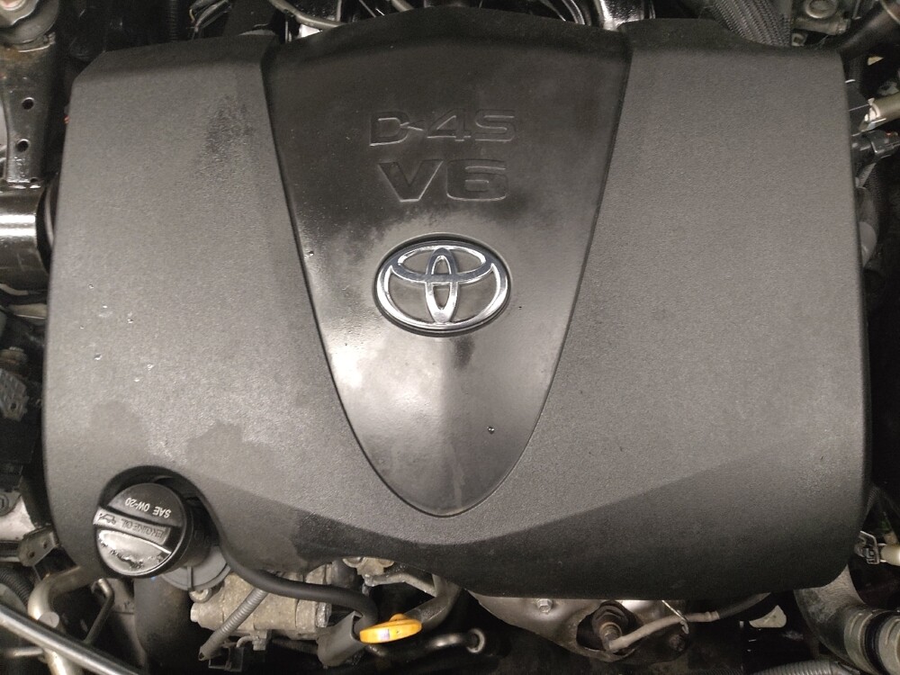 2019 Toyota Highlander in Indianapolis, IN 46219 - 18107525 30