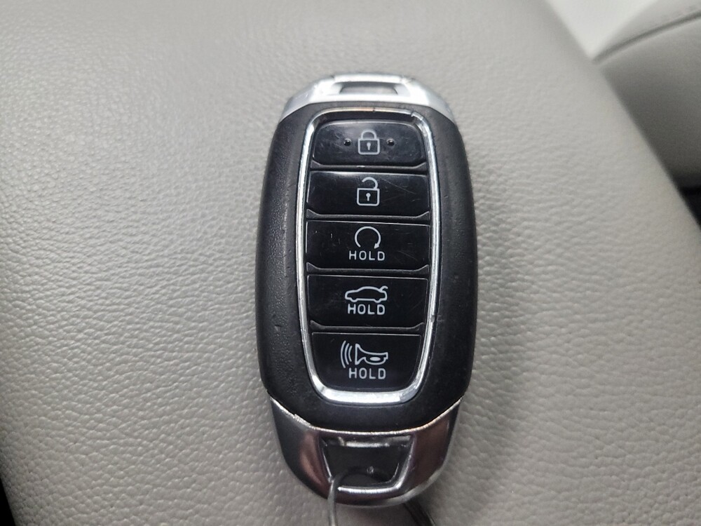 2022 Hyundai Elantra in Ft Wayne, IN 46805 - 18107526 32