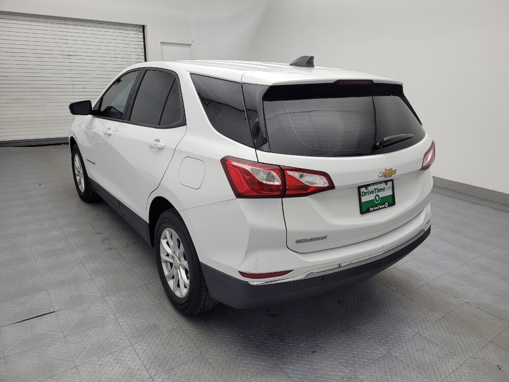 2018 Chevrolet Equinox in Charlotte, NC 28213 - 18107531 5