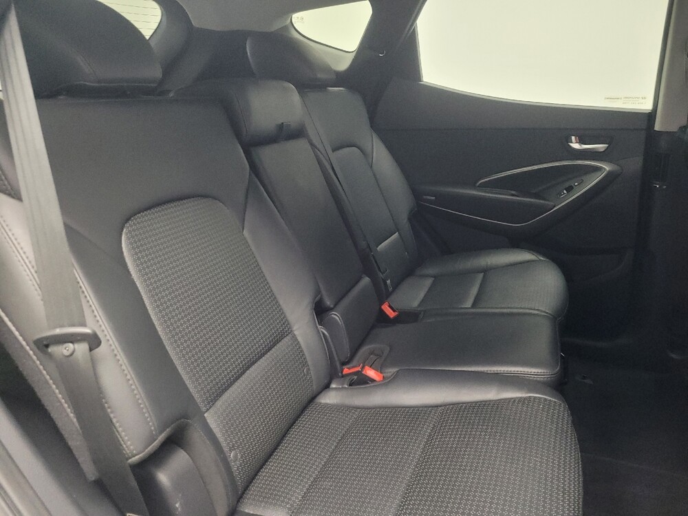 2013 Hyundai Santa Fe in Indianapolis, IN 46222 - 18107537 19