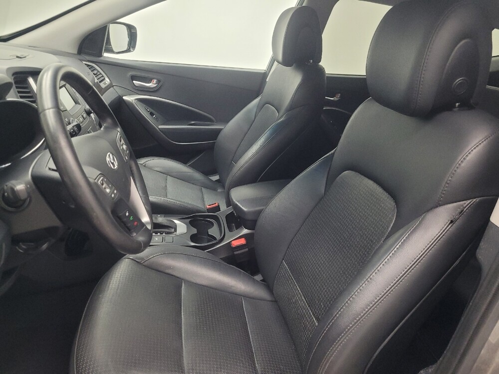 2013 Hyundai Santa Fe in Indianapolis, IN 46222 - 18107537 17