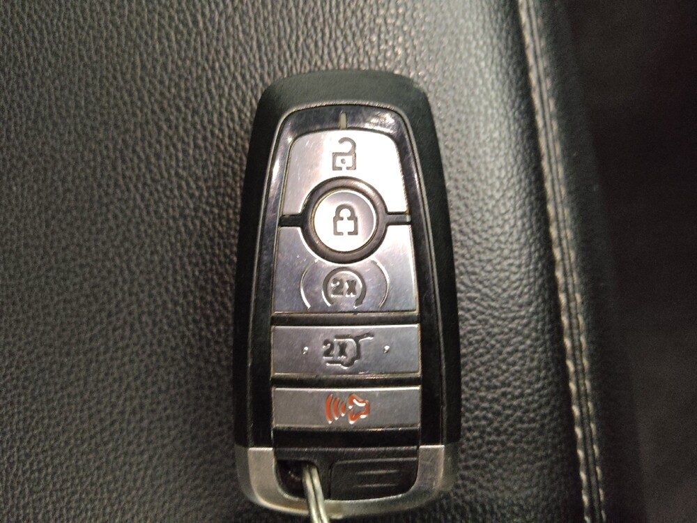 2020 Ford Explorer in Midlothian, IL 60445 - 18107541 32