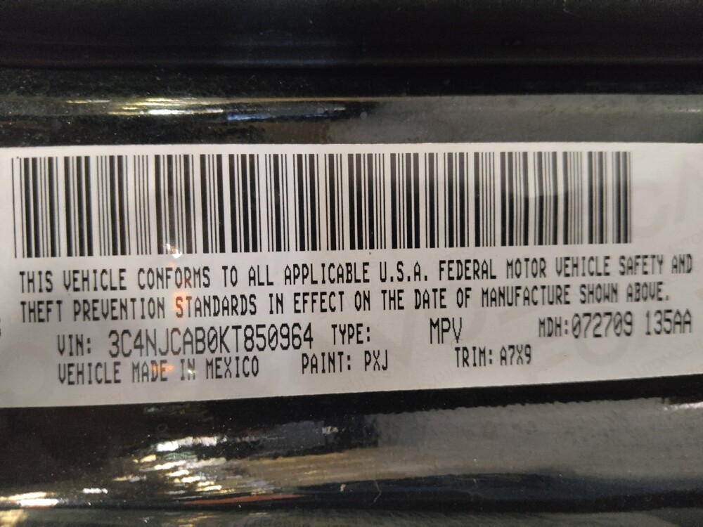 2019 Jeep Compass in Miami, FL 33157 - 18107544 33