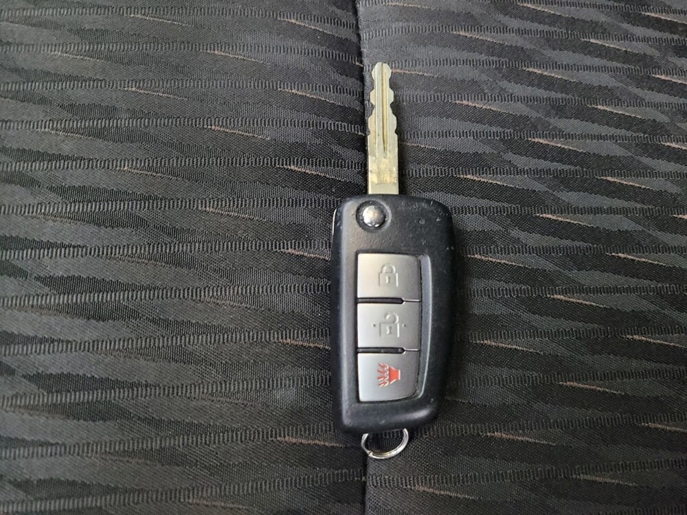 2020 Nissan Rogue in Miami, FL 33157 - 18107549 32