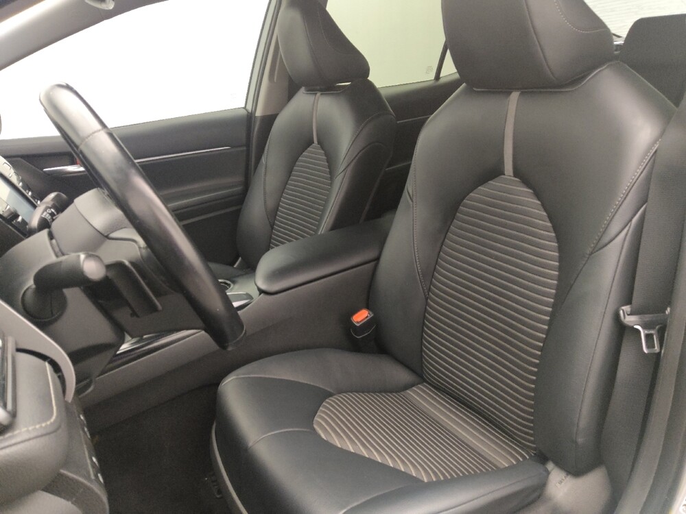 2020 Toyota Camry in Orlando, FL 32808 - 18107550 17