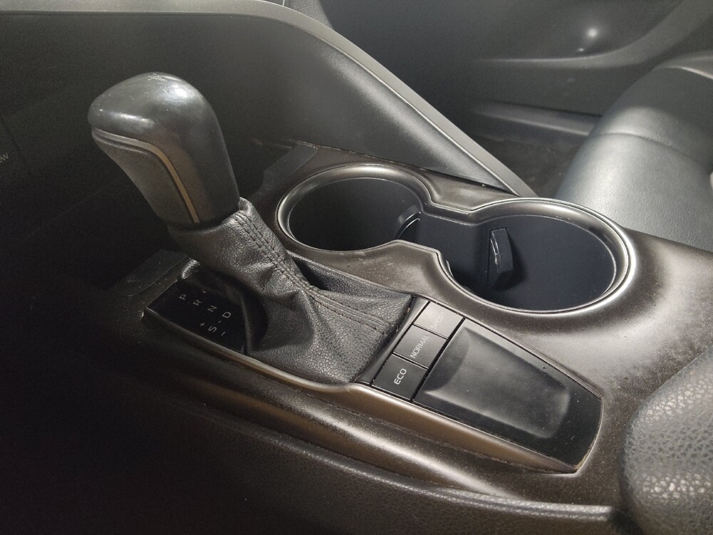 2022 Toyota Camry in Houston, TX 77074 - 18107552 26