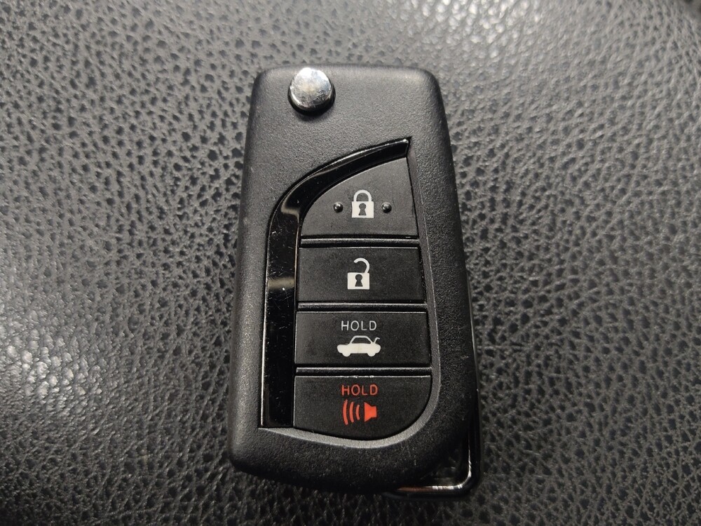 2022 Toyota Camry in Houston, TX 77074 - 18107552 32