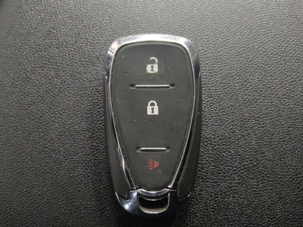 2021 Chevrolet Equinox in Live Oak, TX 78233 - 18107553 32