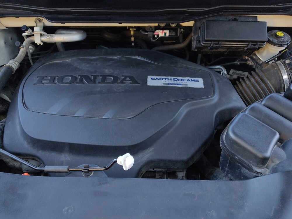 2019 Honda Pilot in Live Oak, TX 78233 - 18107558 30