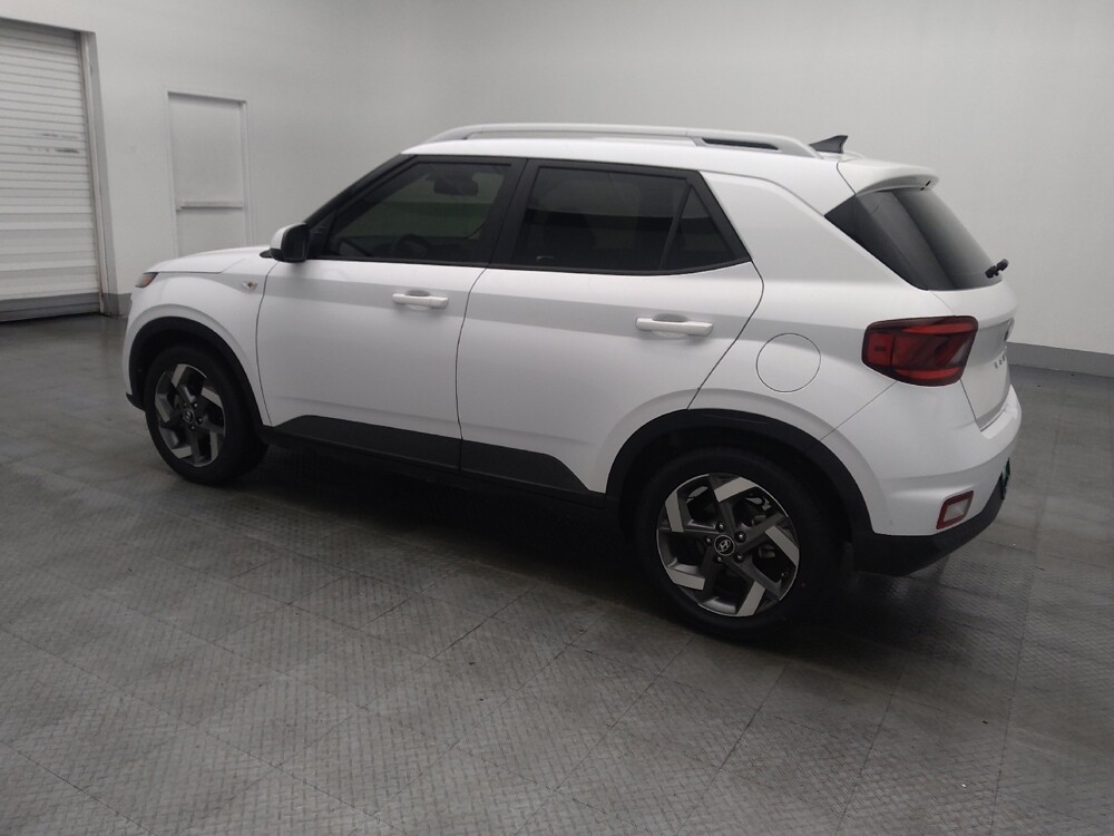 2021 Hyundai Venue in Jacksonville, FL 32225 - 18107562 3