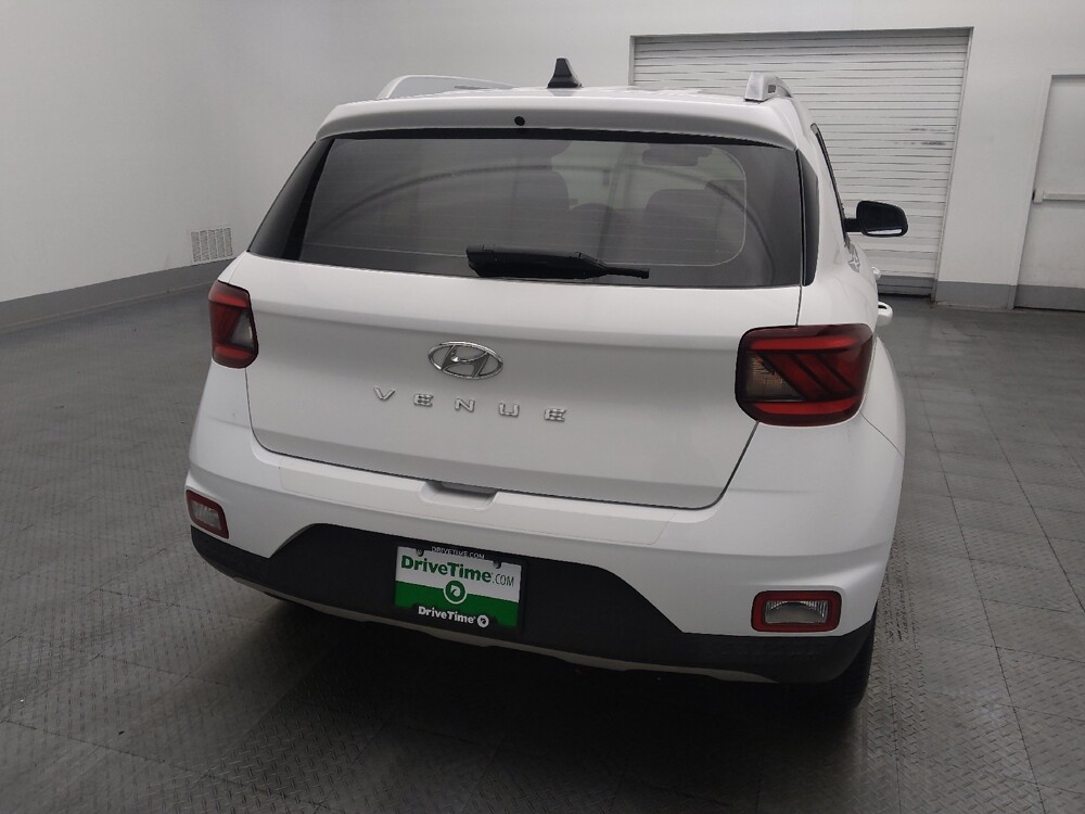 2021 Hyundai Venue in Jacksonville, FL 32225 - 18107562 7