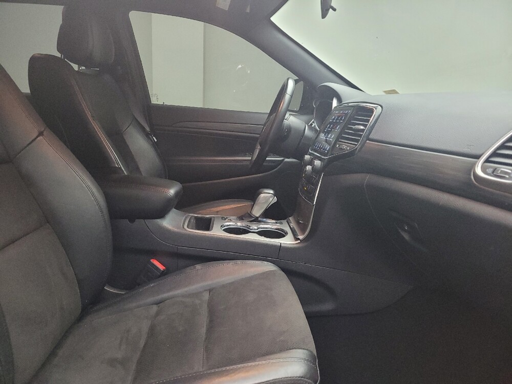 2021 Jeep Grand Cherokee in Grand Rapids, MI 49508 - 18107579 21