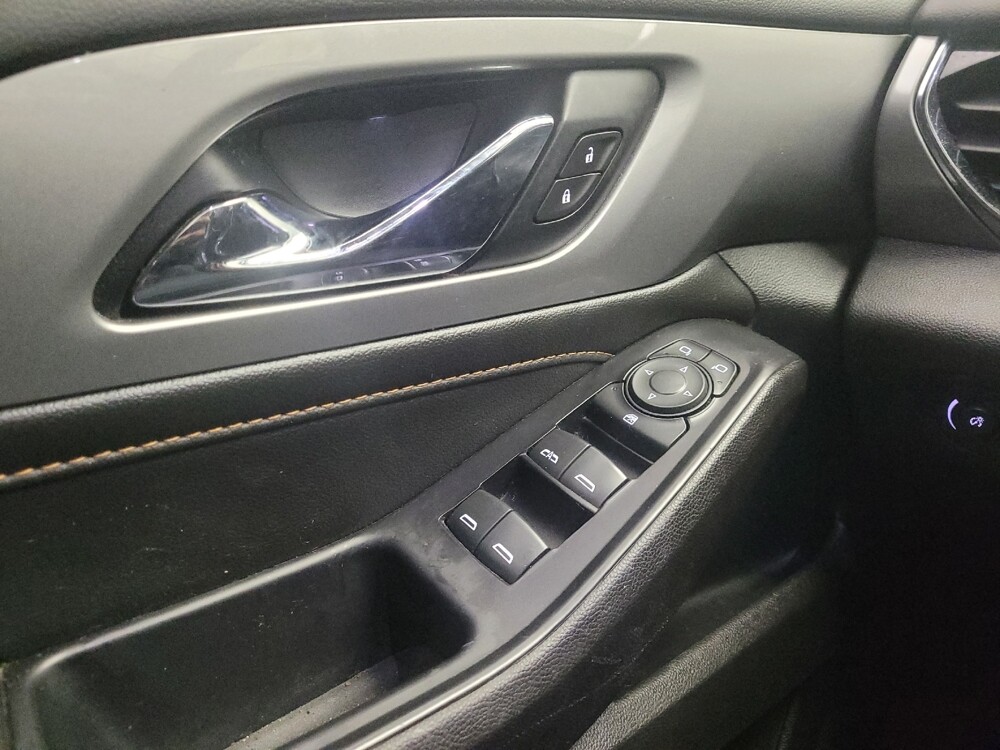 2020 Chevrolet Traverse in Taylor, MI 48180 - 18107581 27