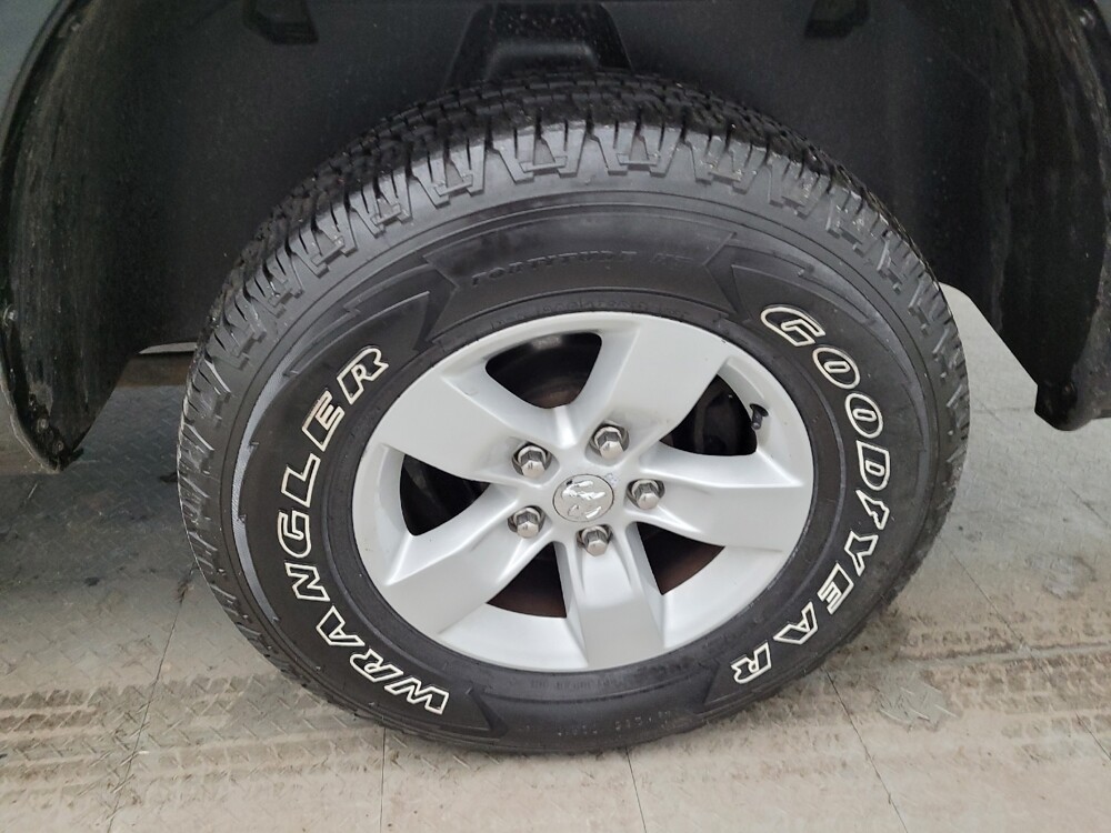 2017 RAM 1500 in Maple Heights, OH 44137 - 18107588 31