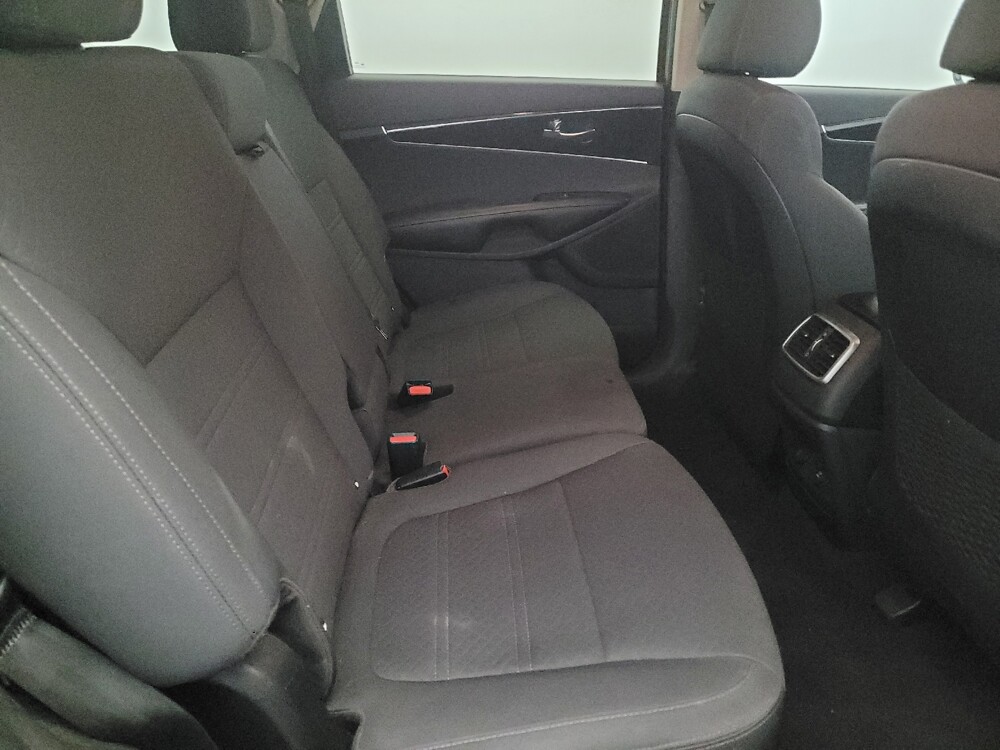 2019 Kia Sorento in Chesapeake, VA 23320 - 18107597 19