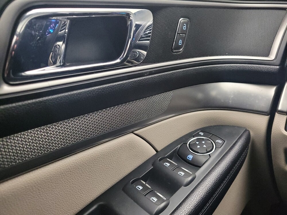 2018 Ford Explorer in Taylor, MI 48180 - 18107601 27