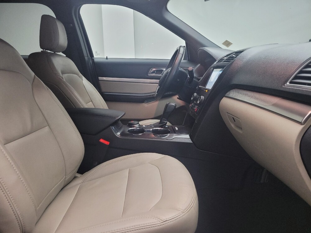 2018 Ford Explorer in Taylor, MI 48180 - 18107601 21