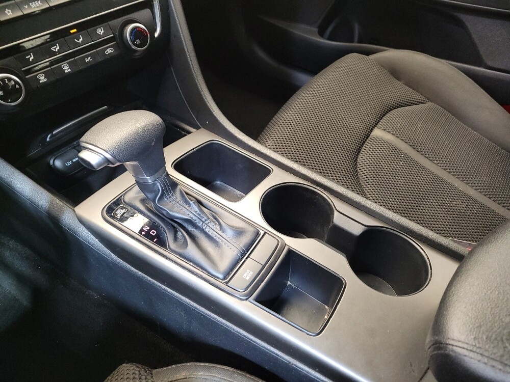 2019 Kia Optima in Columbus, OH 43228 - 18107604 26