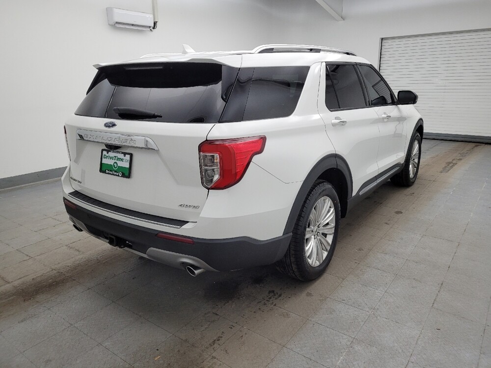 2022 Ford Explorer in Columbus, OH 43228 - 18107607 9