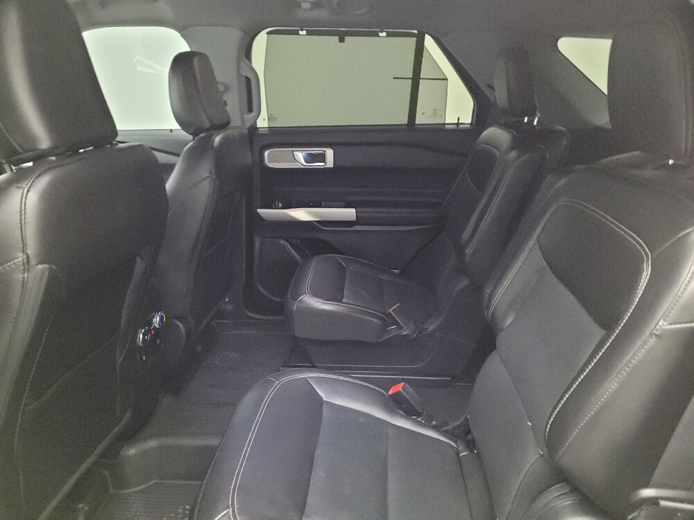 2022 Ford Explorer in Columbus, OH 43228 - 18107607 18