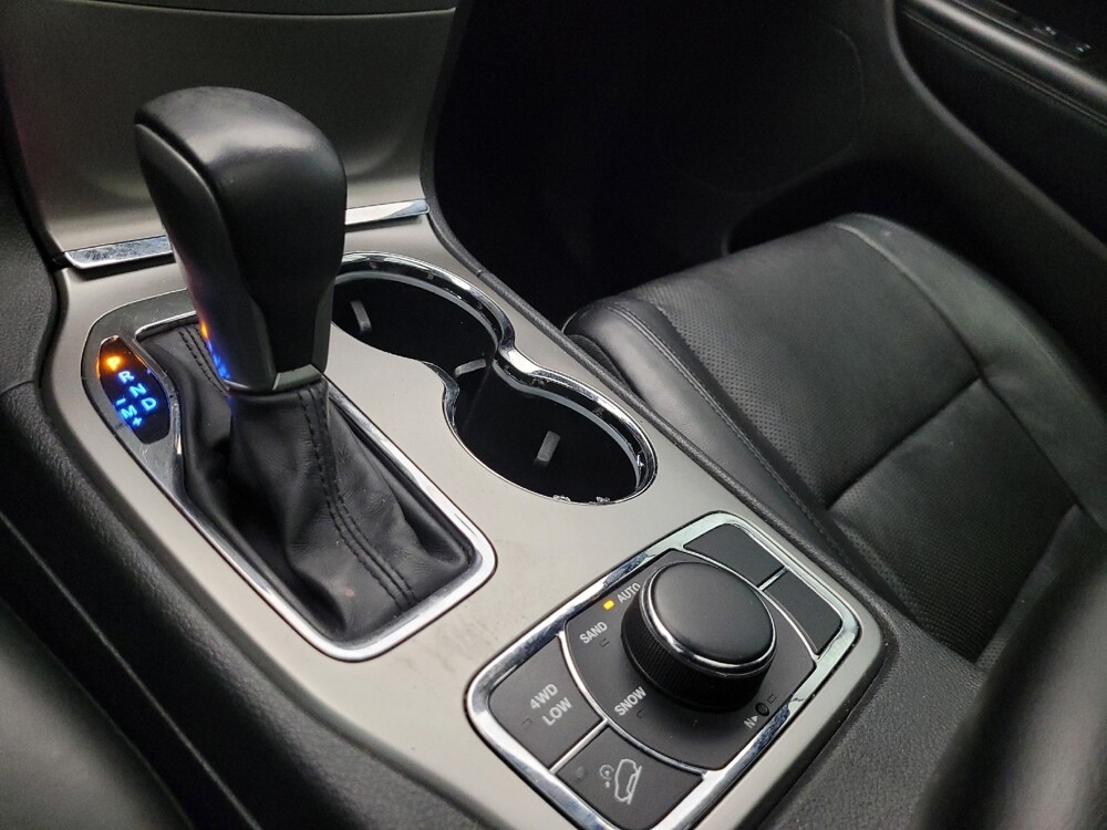 2018 Jeep Grand Cherokee in Glendale, AZ 85301 - 18107612 26