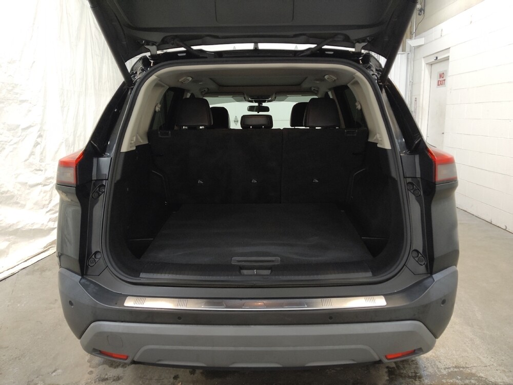 2021 Nissan Rogue in Cincinnati, OH 45255 - 18107614 29