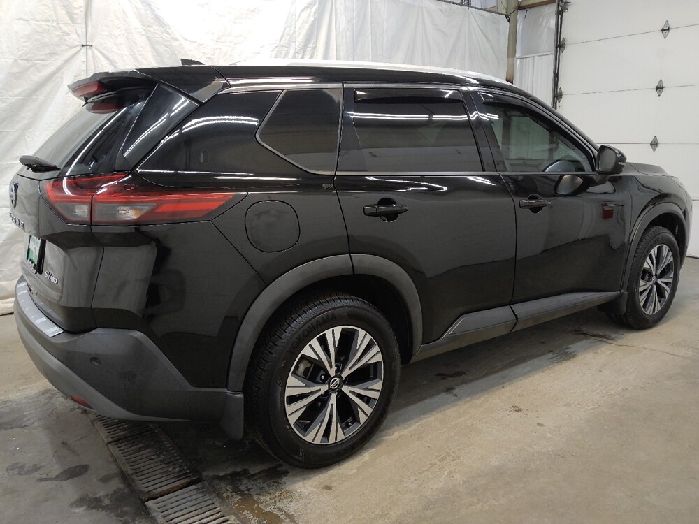 2021 Nissan Rogue in Cincinnati, OH 45255 - 18107614 10