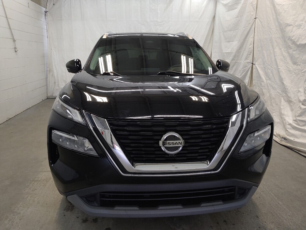 2021 Nissan Rogue in Cincinnati, OH 45255 - 18107614 14