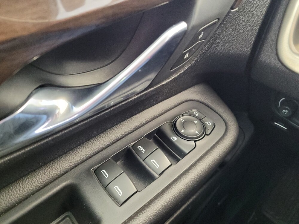 2020 GMC Terrain in Columbus, OH 43228 - 18107620 27