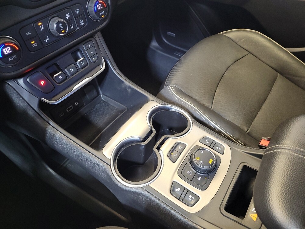 2020 GMC Terrain in Columbus, OH 43228 - 18107620 26