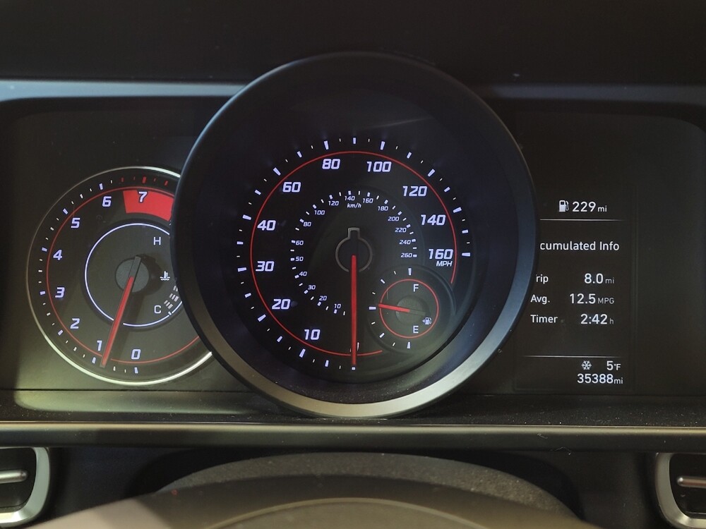 2023 Hyundai Elantra in Toledo, OH 43617 - 18107624 23