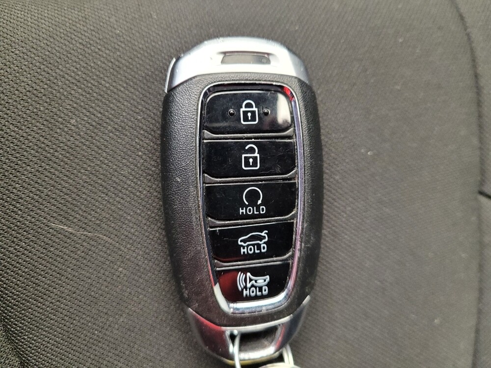 2023 Hyundai Elantra in Toledo, OH 43617 - 18107624 32