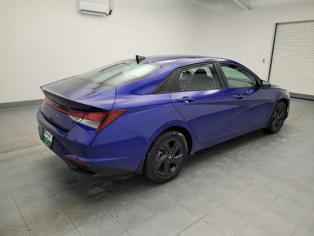 2023 Hyundai Elantra in Toledo, OH 43617 - 18107624 10