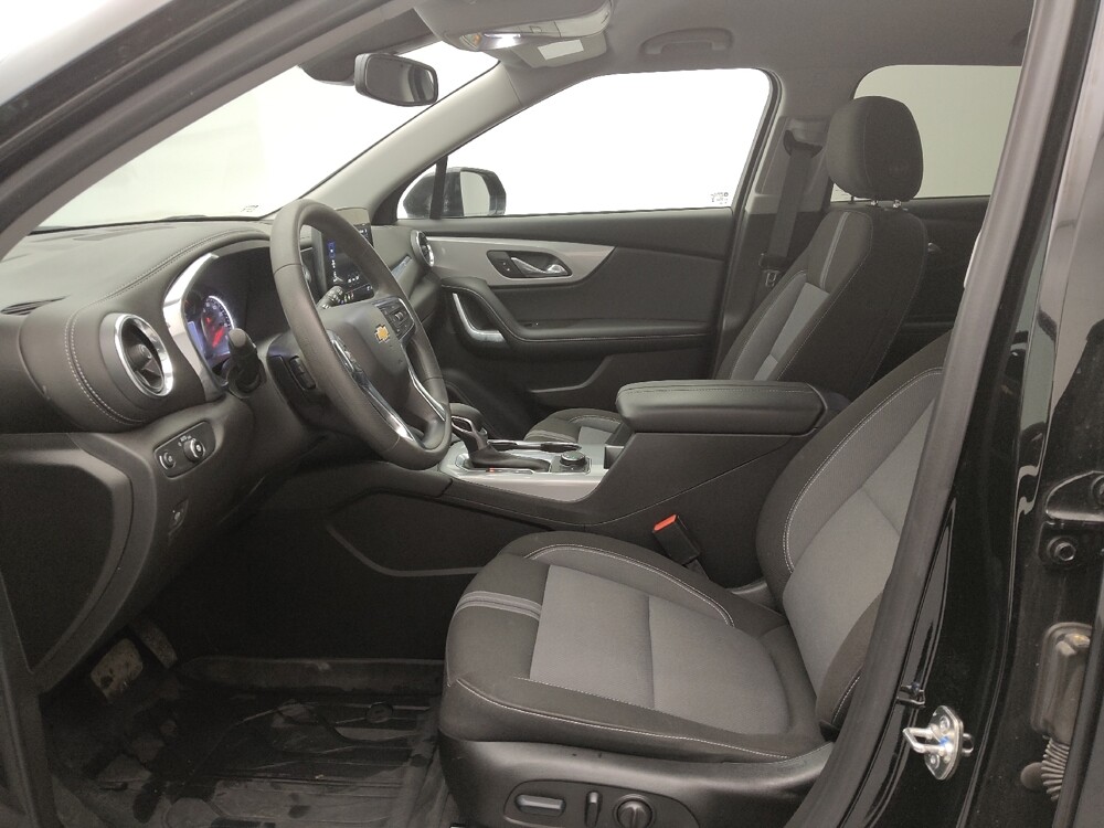 2024 Chevrolet Blazer in Wichita, KS 67207 - 18107627 17