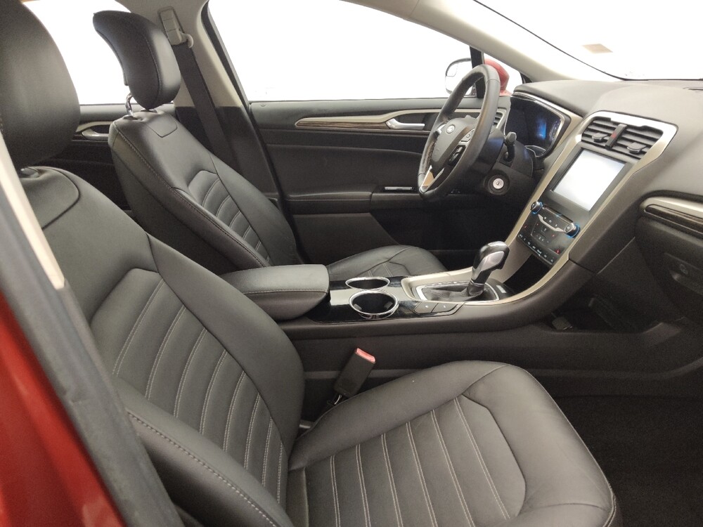 2013 Ford Fusion in Tampa, FL 33619 - 18107633 21