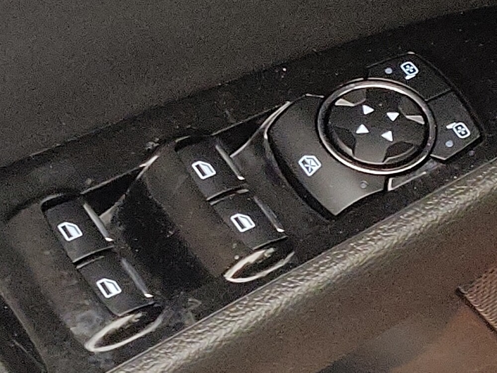 2013 Ford Fusion in Tampa, FL 33619 - 18107633 27