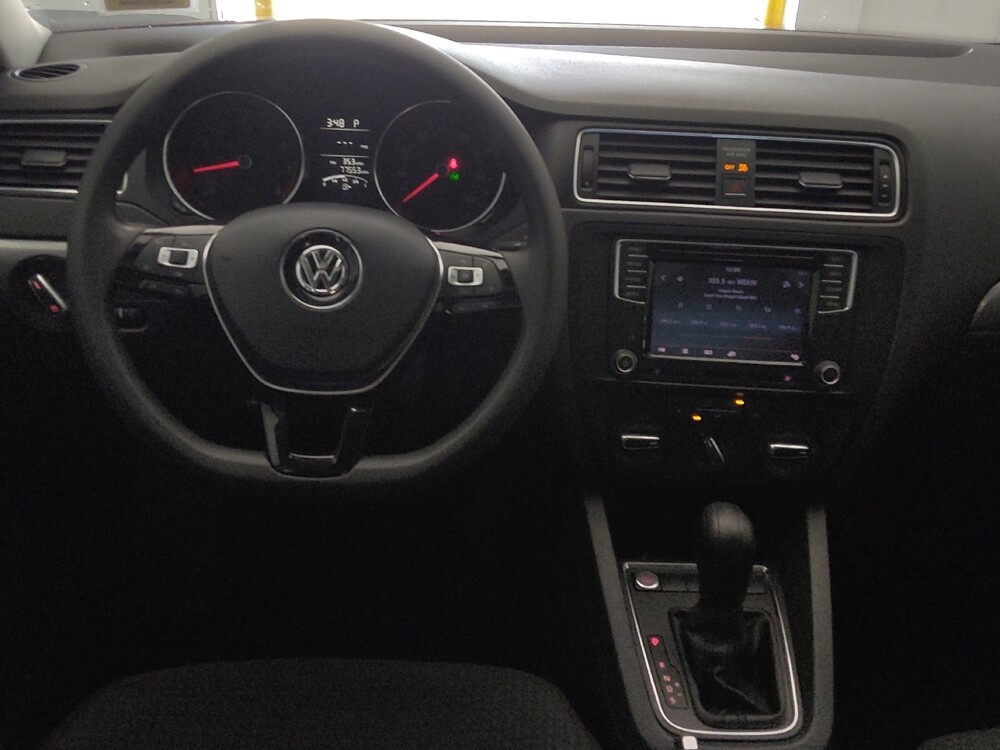 2016 Volkswagen Jetta in Tampa, FL 33619 - 18107639 22