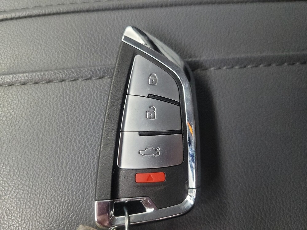 2020 Chevrolet Blazer in Indianapolis, IN 46222 - 18107642 32