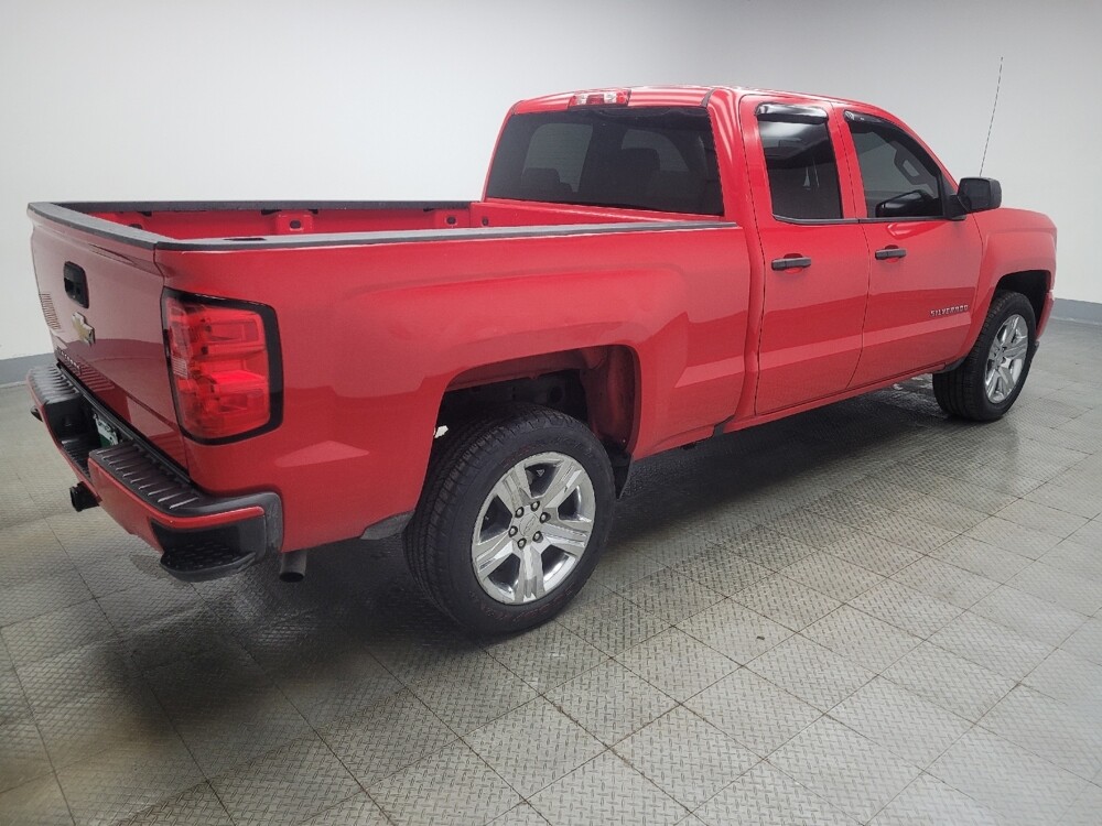 2017 Chevrolet Silverado 1500 in Mishawaka, IN 46545 - 18107643 10