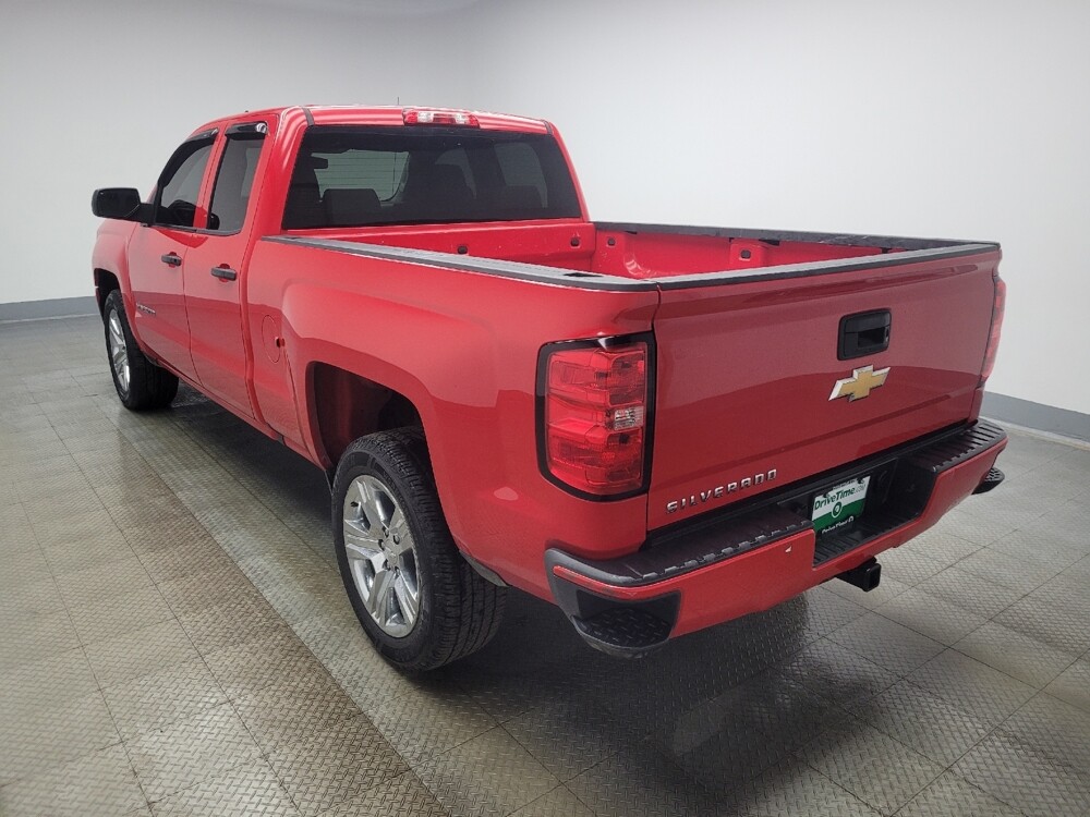 2017 Chevrolet Silverado 1500 in Mishawaka, IN 46545 - 18107643 5