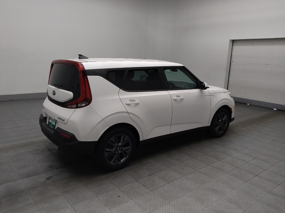 2021 Kia Soul in Chattanooga, TN 37421 - 18107644 10