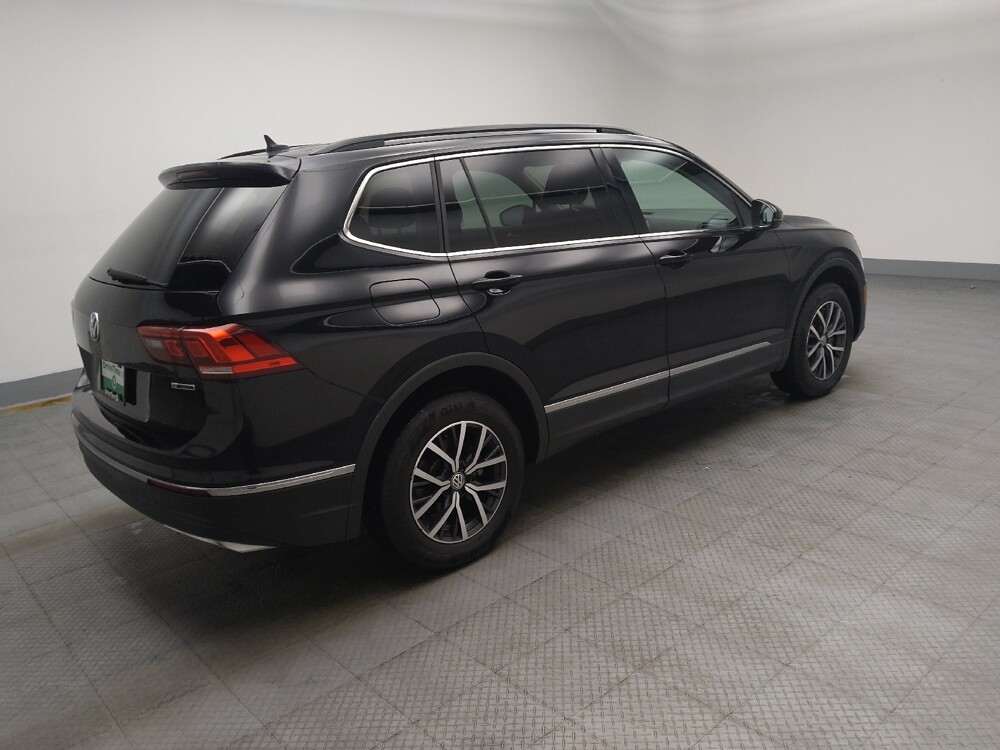 2020 Volkswagen Tiguan in Lombard, IL 60148 - 18107650 10