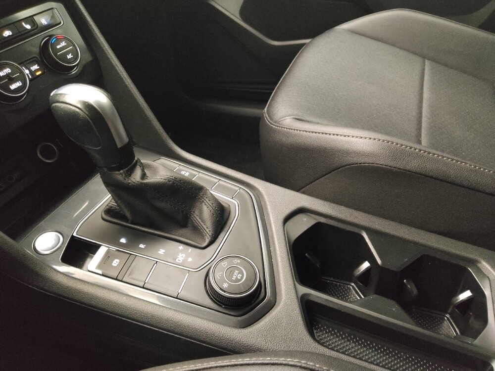 2020 Volkswagen Tiguan in Lombard, IL 60148 - 18107650 26