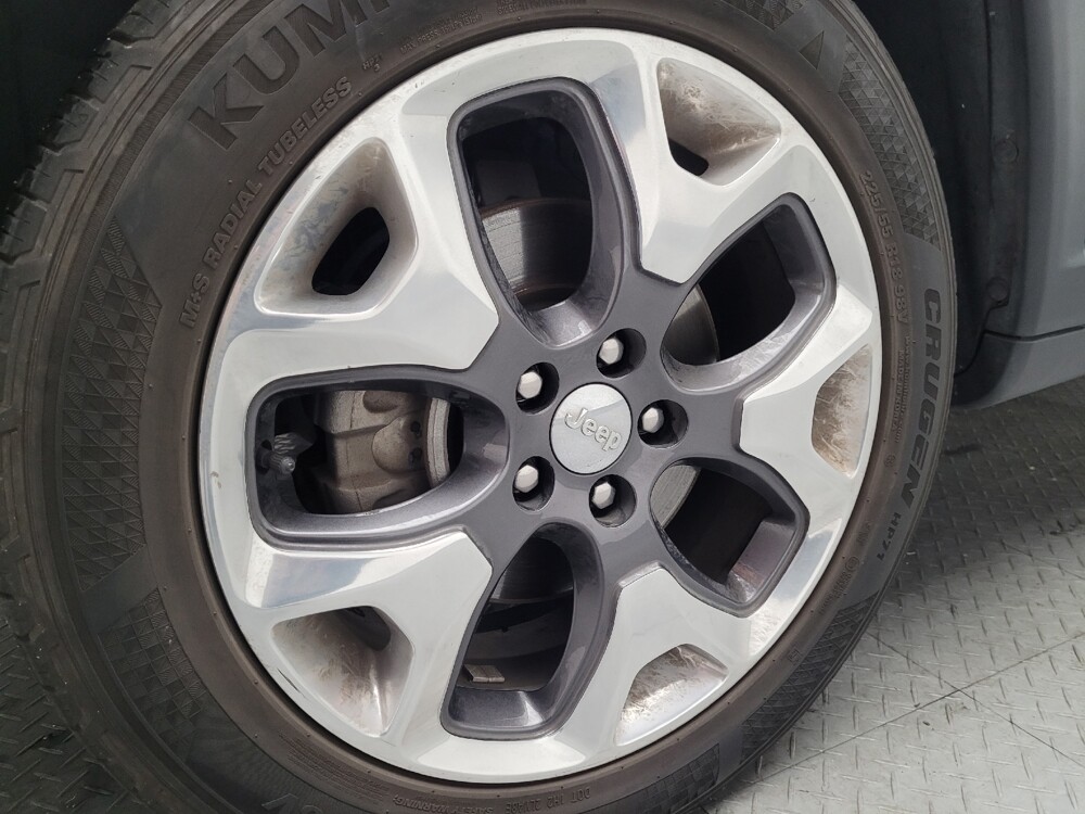 2019 Jeep Compass in Bakersfield, CA 93309 - 18107655 31