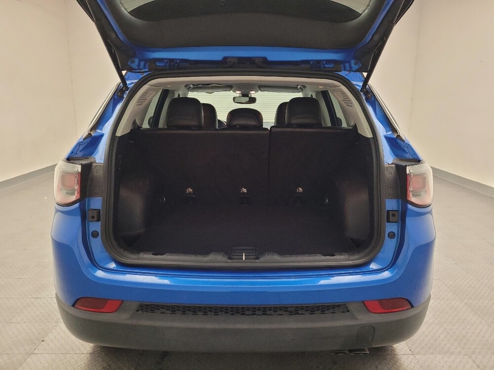 2019 Jeep Compass in Bakersfield, CA 93309 - 18107655 29