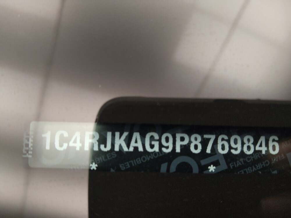 2023 Jeep Grand Cherokee L in Des Moines, IA 50310 - 18107659 33