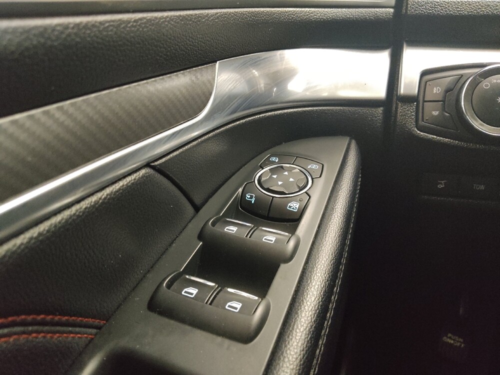 2018 Ford Explorer in Midlothian, IL 60445 - 18107670 27