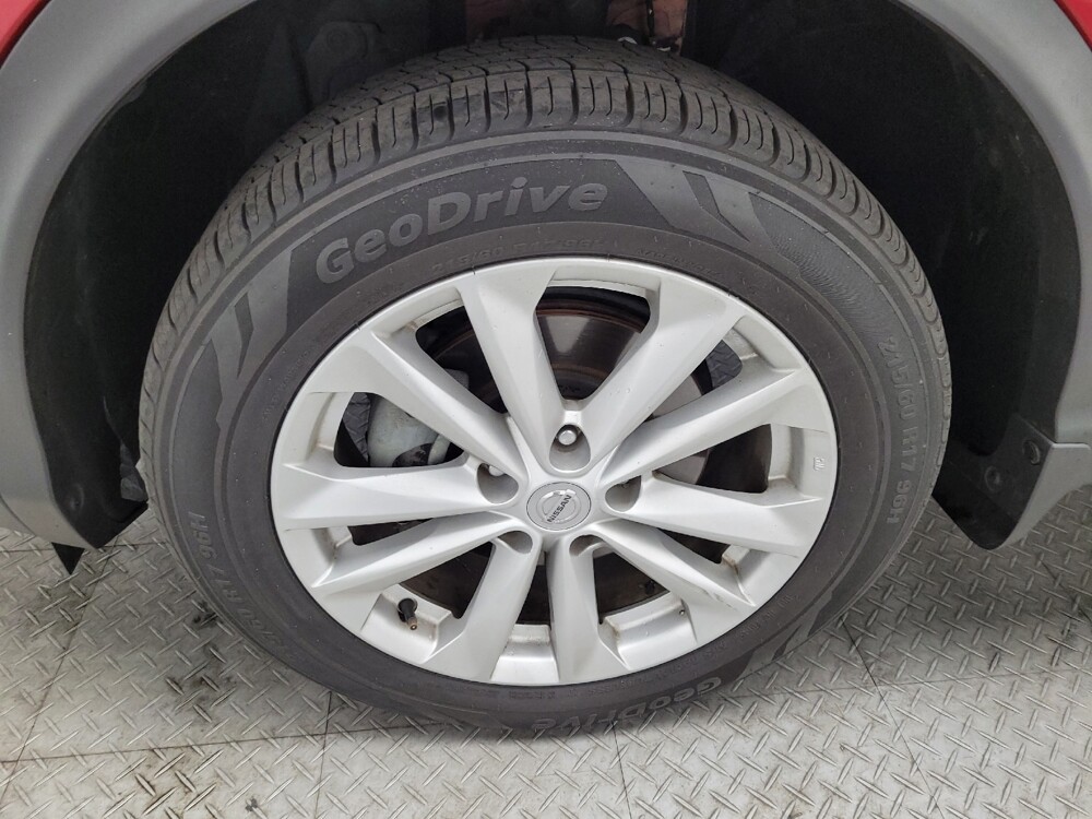 2018 Nissan Rogue Sport in Las Vegas, NV 89104 - 18107672 31