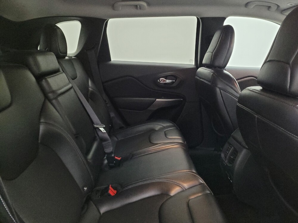 2019 Jeep Cherokee in Maple Heights, OH 44137 - 18107679 19